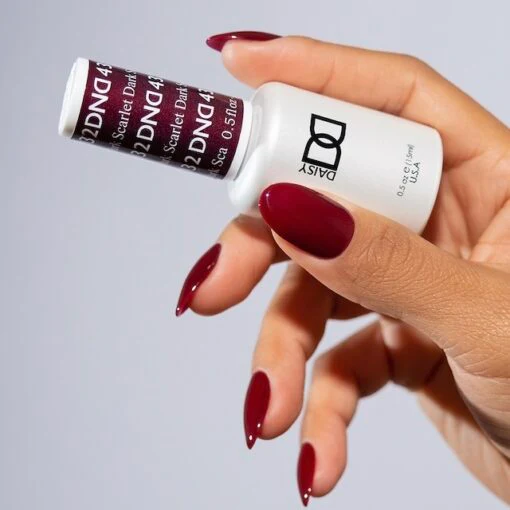 DND Gel Duo 432 - Dark Scarlet - Image 3