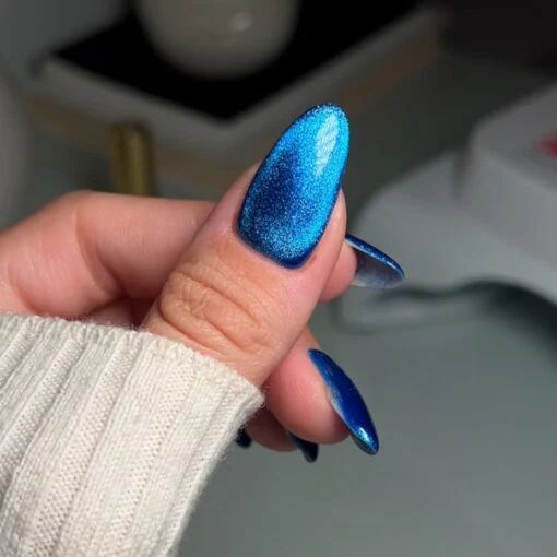DC 9D Smoothie Cat Eye Gel - 04 Galactic Sapphire - Image 4