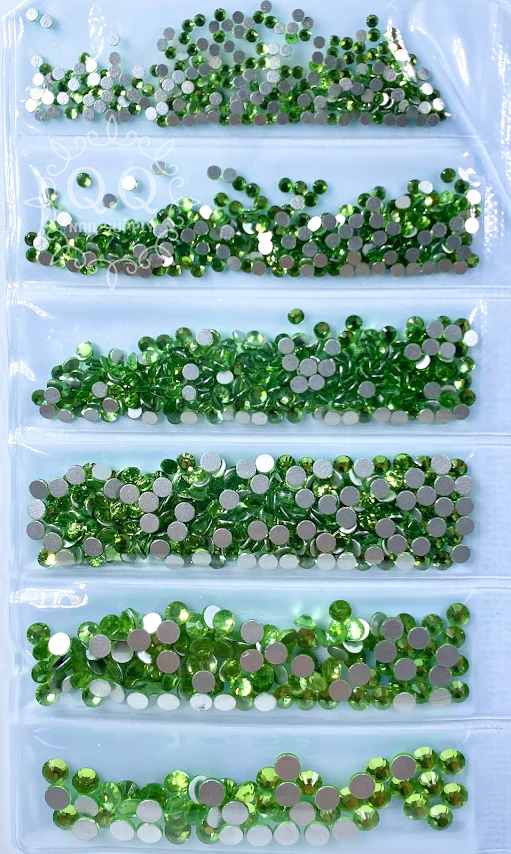 Trendy Nail Rhinestones (8 Colors)